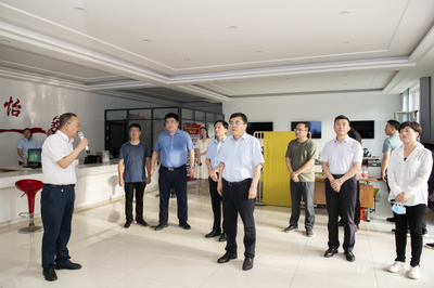 孫世新調研物業管理服務等重點工作