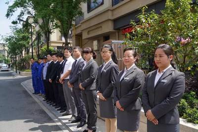 這兩個城中村厲害了,請來了高檔物業當“管家”